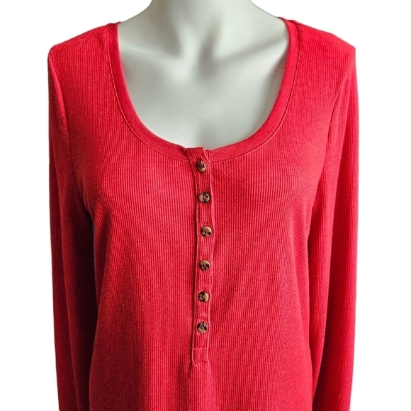 Old Navy Womens L/S Ribbed Soft Knit Top - Picture 4 of 7